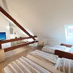 Katrca * Ljubljana