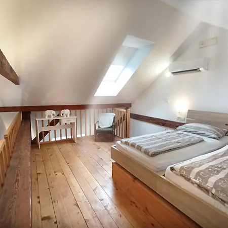 Katrca Apartman *