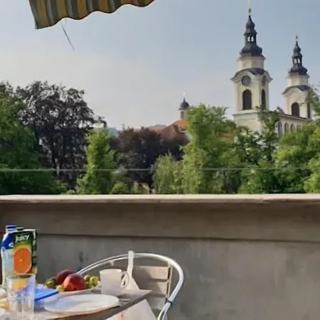 Katrca リュブリャナ